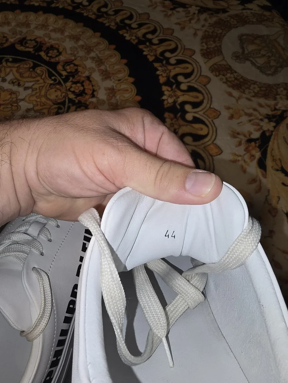 MSRP $840 - Philipp Plein White and Black Logo Low-Top Sneakers